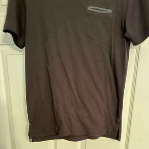 Men’s Levi’s Short Sleeve Shirt Dark Gray Front Pocket Excellent Condition Small
